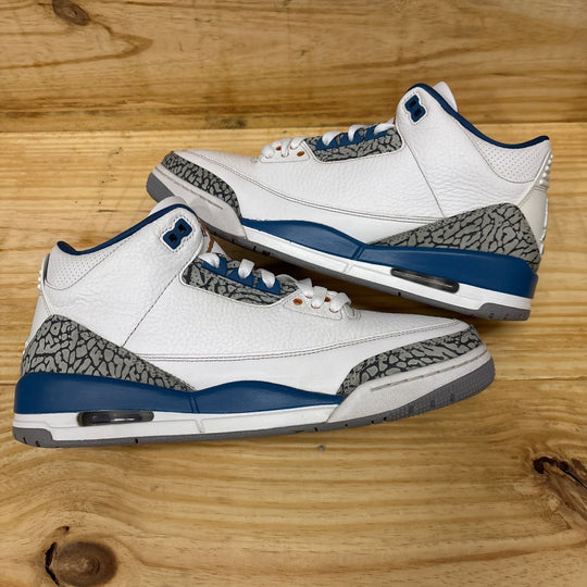 Jordan 3 Retro Wizards Size 11M (Pre-Owned)