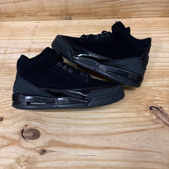 Jordan 3 Retro Black Cat (2025) (GS) Size 7Y (Pre-Owned)