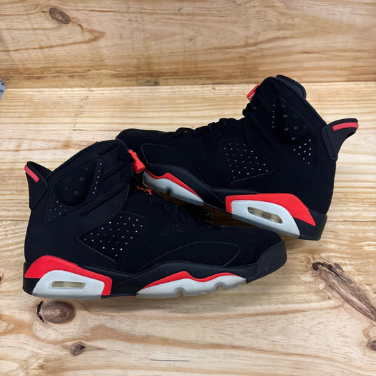 Jordan 6 Retro Black Infrared (2019) Size 8.5M (Pre-Owned)
