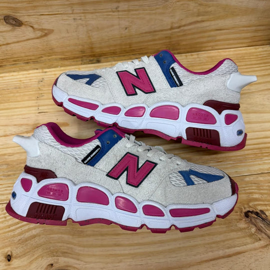 New Balance 574 YURT Salehe Bembury Universal Communication Workwear White Size 11.5M (Lightly Worn)